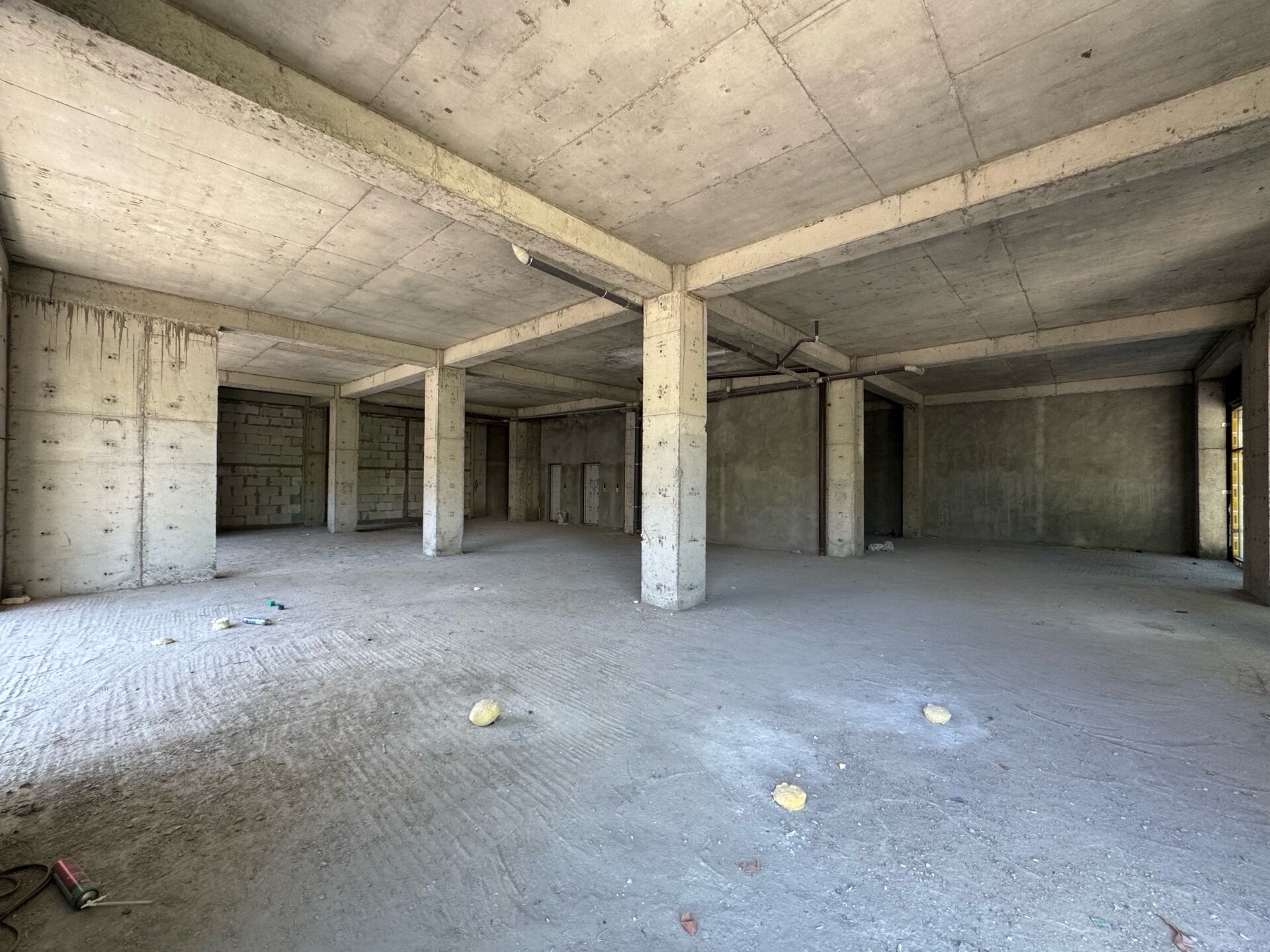 Коммерческая недвижимость 483 м².