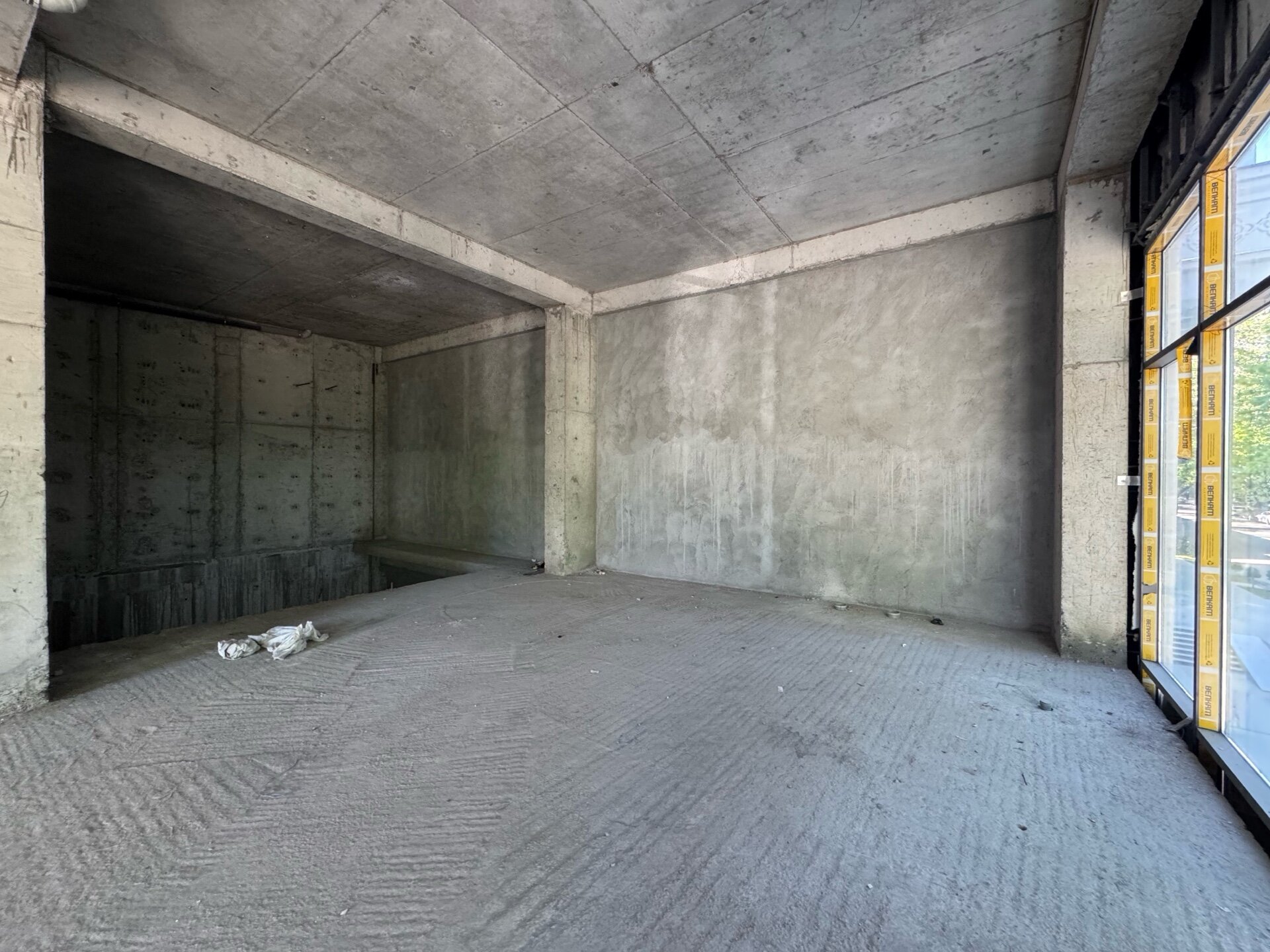 Коммерческая недвижимость 483 м².