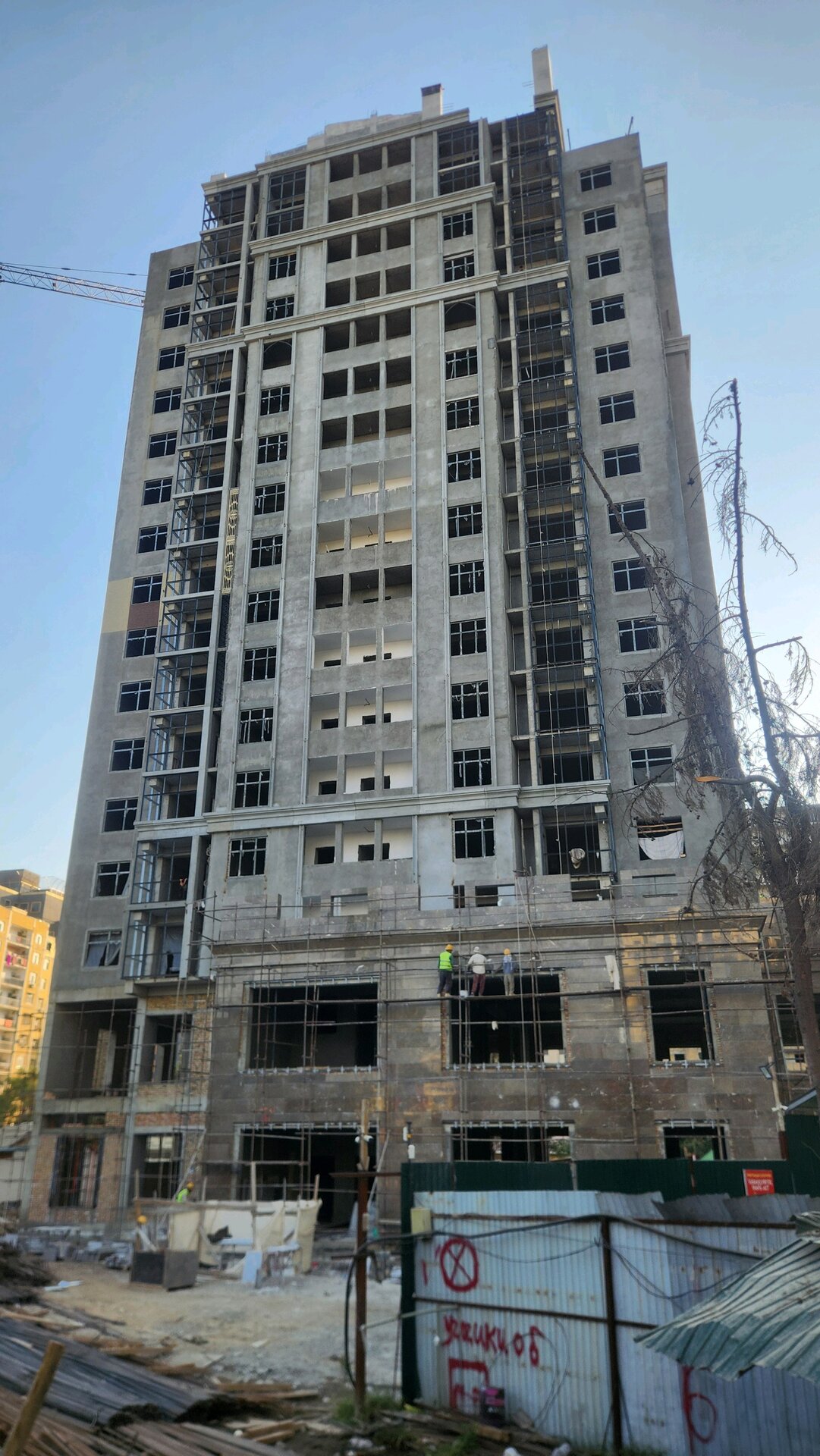 3-комнатная квартира в Душанбе, Шохмансур — фото 6, балкон
