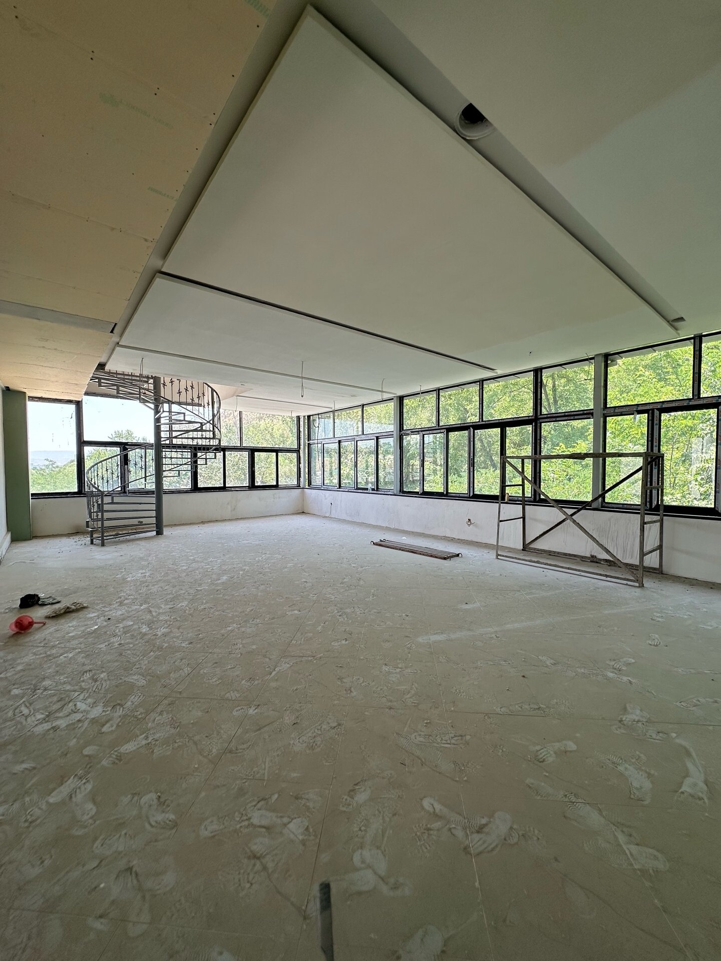 Коммерческая недвижимость 1125 м².