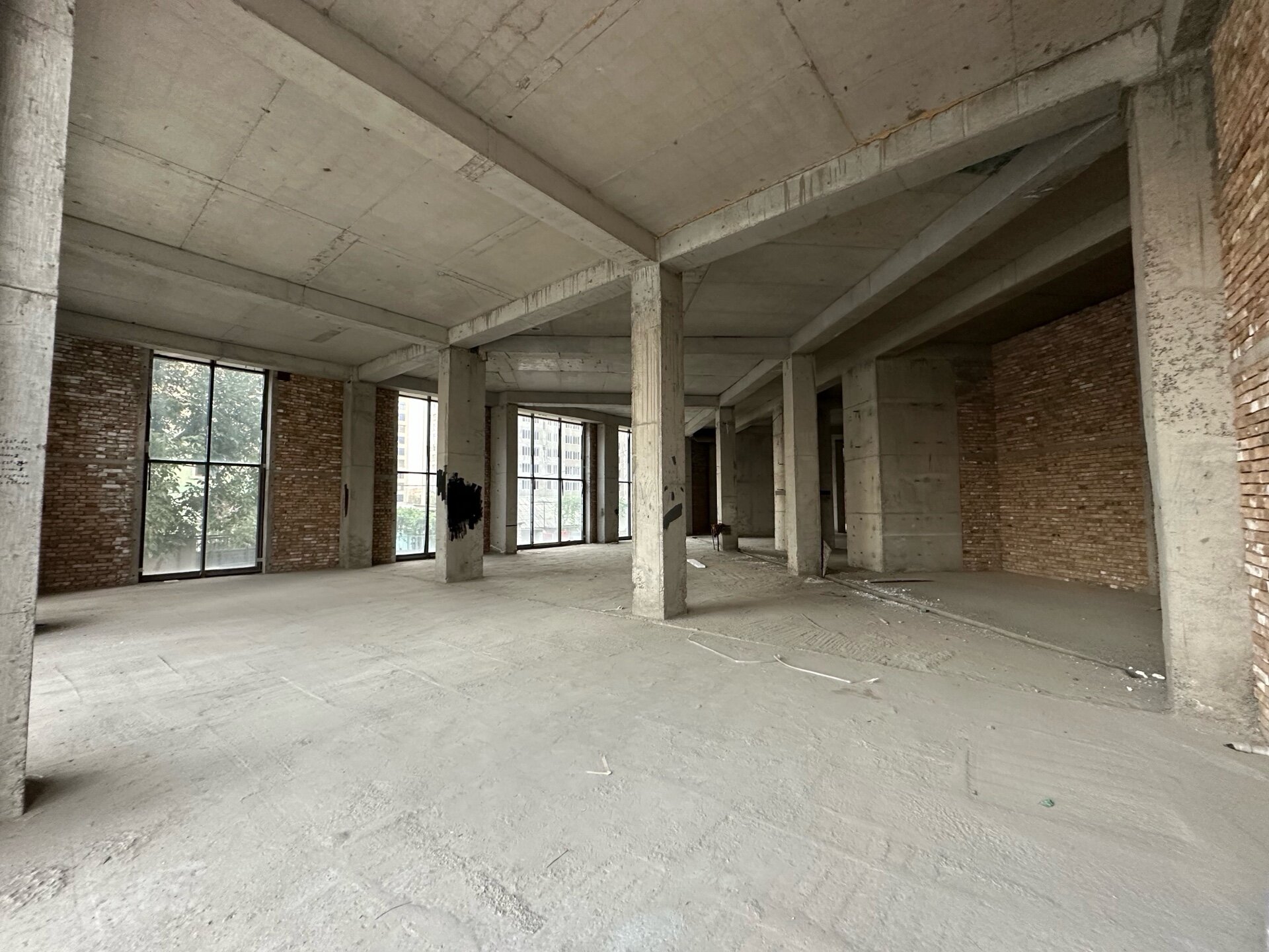 Коммерческая недвижимость 600 м².
