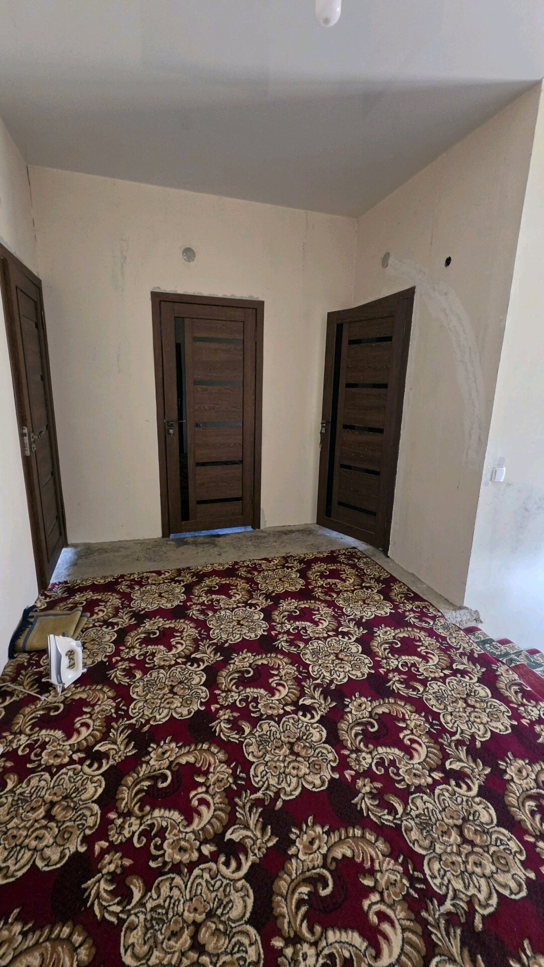 Дом, 6 комнат, 2 этаж.