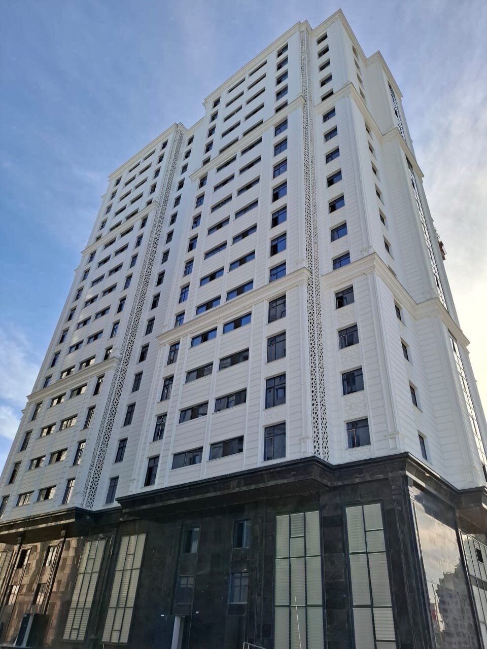 2-комнатная квартира в Душанбе, Шохмансур — фото 1, гостиная