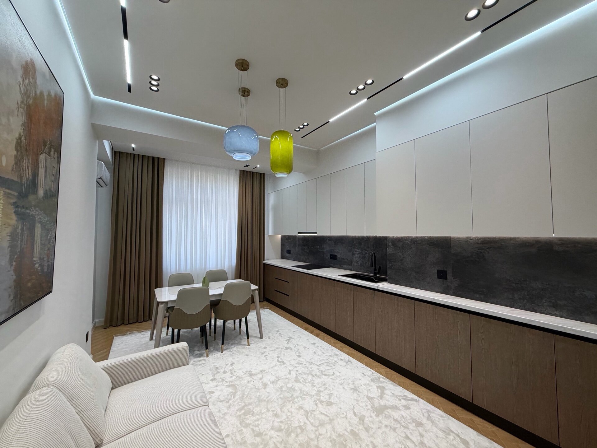 2-комнатная квартира в Душанбе, Исмоили Сомони — фото 5, коридор