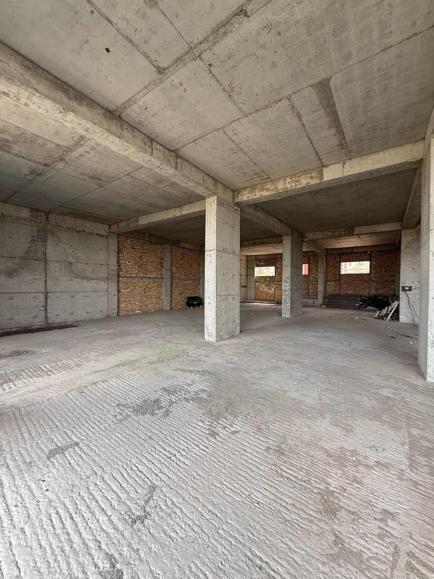 Коммерческая недвижимость 1000 м².