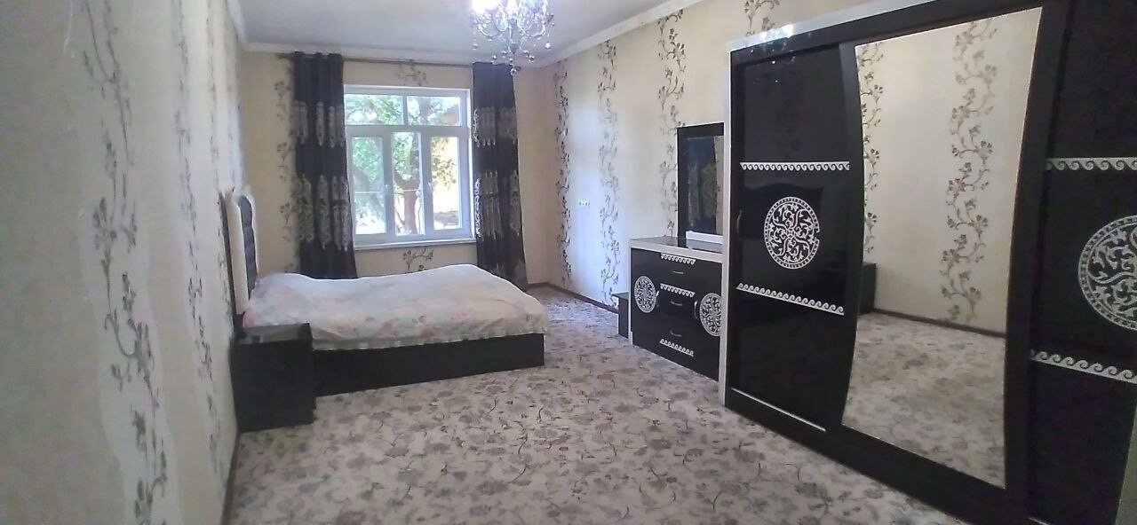 Дом, 6 комнат, 1 этаж.