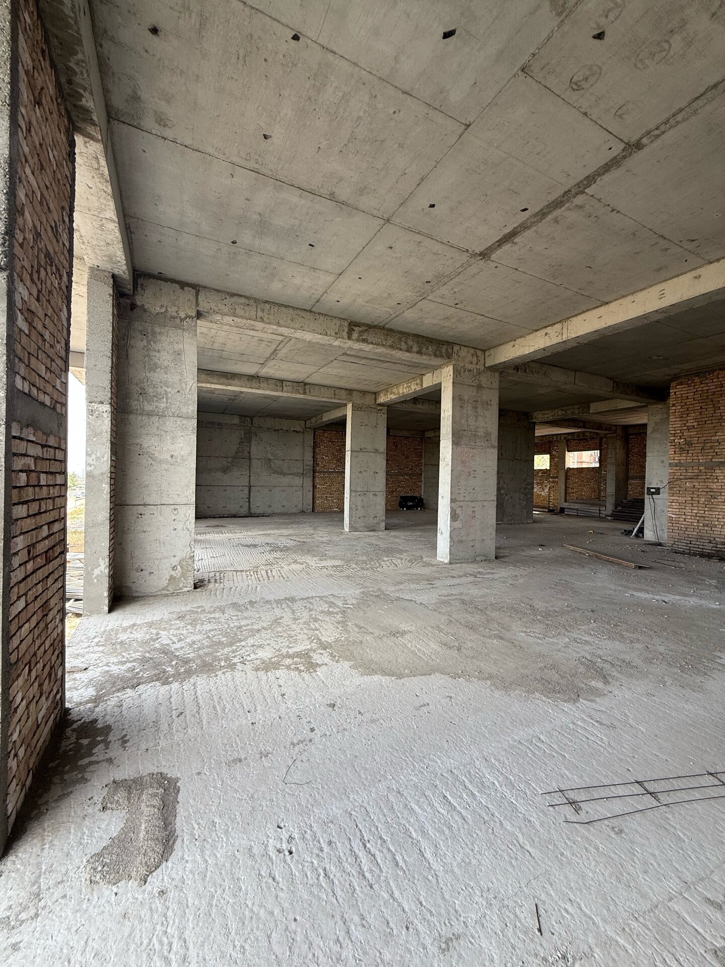 Коммерческая недвижимость 1000 м².