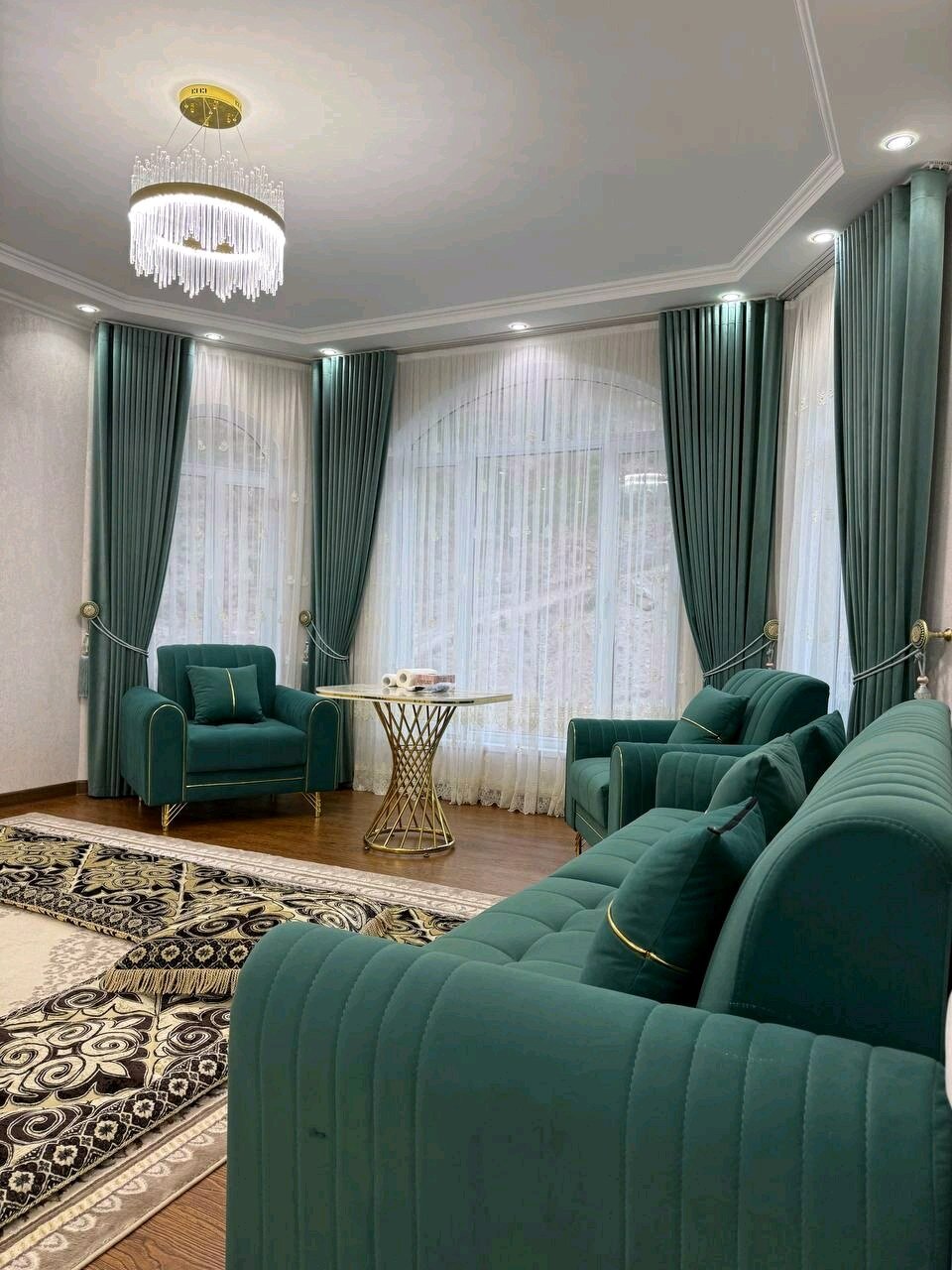 Дом, 5 комнат,  этаж.