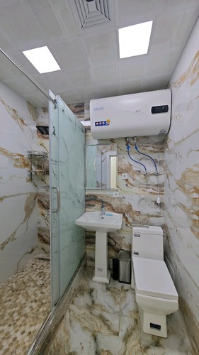 2-комнатная квартира в Душанбе, Исмоили Сомони — фото 5, коридор