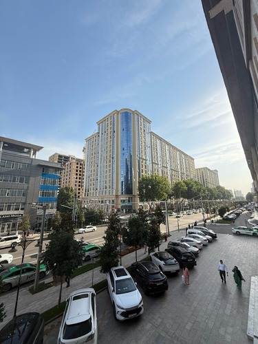 3-комнатная квартира в Душанбе, Шохмансур — фото 1, гостиная